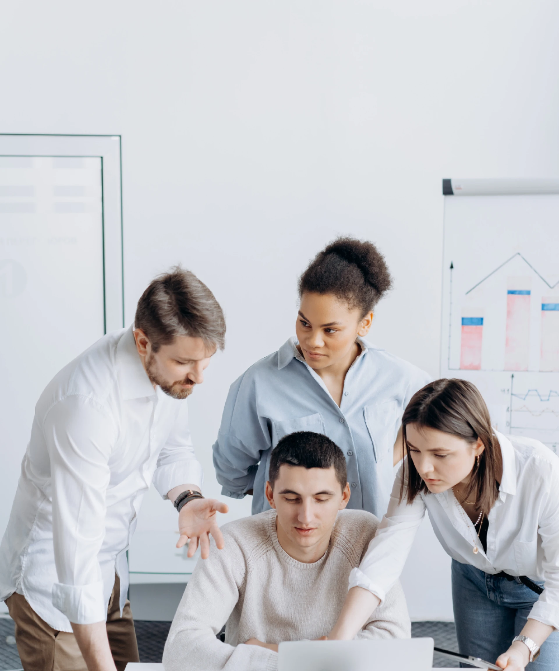 Gruppo di colleghi che lavorano